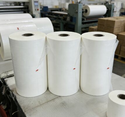 فیلمی لامینیشن درخشان دو طرفه با ضد رطوبت و فرآیند اکستروژن چندگانه برای بسته بندی بهبود یافته