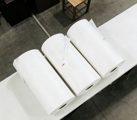 فیلمی PET فلزی با مقاومت شیمیایی و سطح بازتابی در ضخامت سفارشی 12-30 میکران