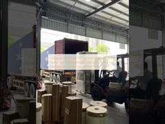 ورق فیلم لمینیت حرارتی پلی استر PET با چسب فعال شده با حرارت که لمینیت و محافظت طولانی مدت را ارائه می دهد.