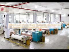 فیلم لمینیت مات اکستروژن چندگانه که بافت مات و دوام بیشتری را برای مواد بسته‌بندی چاپ‌شده فراهم می‌کند.